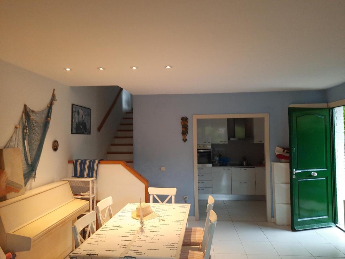 Apartament Cosy House With Garden Infront Of The Sea Creixell Zewnętrze zdjęcie