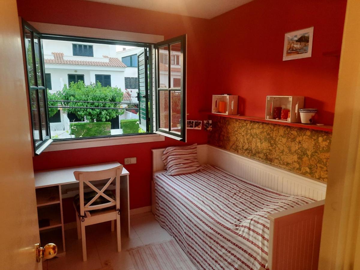 Apartament Cosy House With Garden Infront Of The Sea Creixell Zewnętrze zdjęcie