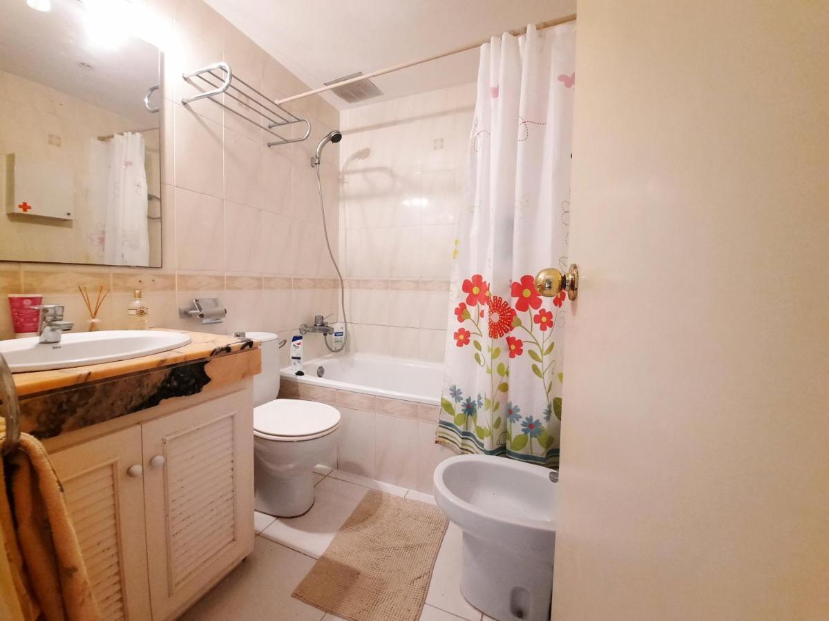 Apartament Cosy House With Garden Infront Of The Sea Creixell Zewnętrze zdjęcie