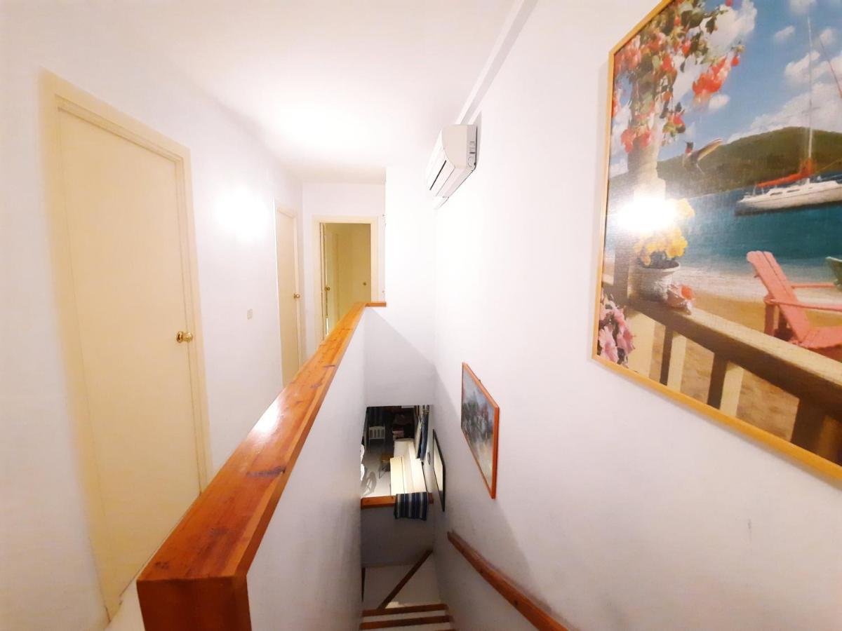 Apartament Cosy House With Garden Infront Of The Sea Creixell Zewnętrze zdjęcie